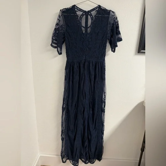 IceBird simple serenity lace maxi dress size small - Picture 9 of 13